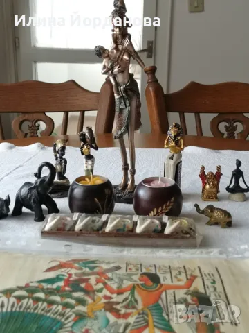 Сувенири, свещи и египетски  папирос