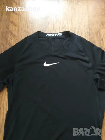 Nike Pro Short Sleeve Training Top - страхотна мъжка тениска Л, снимка 2 - Тениски - 46936621