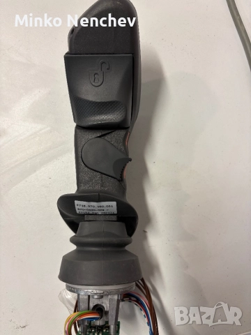 Продавам оригинален джойстик за VARIO, снимка 4 - Селскостопанска техника - 52402921