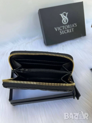 портмонета в кутя victoria's secret, снимка 2 - Портфейли, портмонета - 51450831