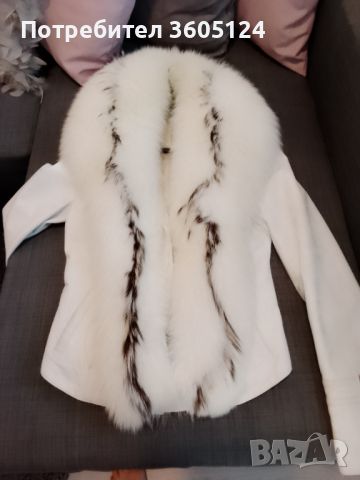 Бяло кожено яке,естествена кожа с подвижна яка от бяла лисица, снимка 6 - Якета - 45187437