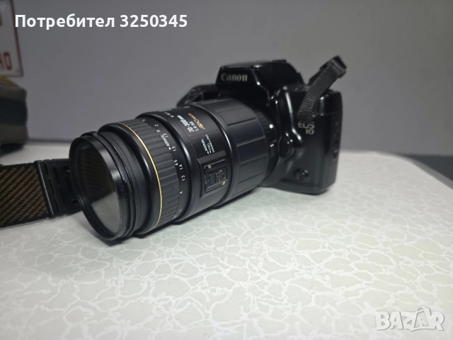 Стар лентов фотоапарат Canon EOS 10 с обектив Sigma 70-300 , снимка 2 - Фотоапарати - 52505614