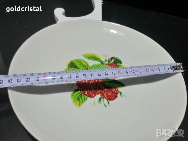 Стар български порцелан плато кръгло ягоди, снимка 3 - Антикварни и старинни предмети - 53238708