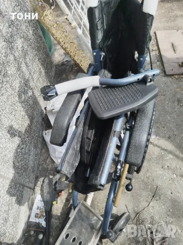 инвалидна количка асистент с малки колела, снимка 10 - Инвалидни колички - 50024460