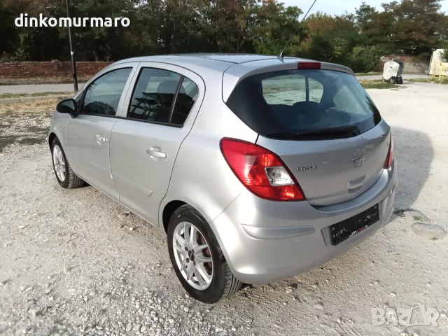 Opel Corsa 1.4i-90kc., снимка 6 - Автомобили и джипове - 47184145