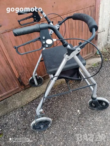 Ролатор, проходилка, олекотен, сгъваем + седалка+ колан , снимка 3 - Ролатори - 49698695