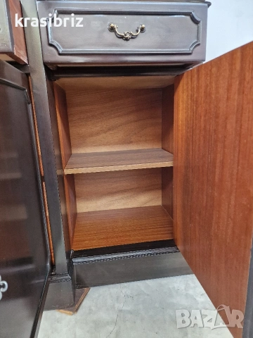 Масивна Витрина-внос от Германия!, снимка 11 - Секции и витрини - 54119668