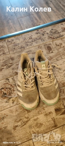 маратонки Адидас 