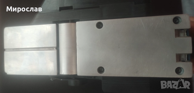 Електрическо Ренде Bosch GHO 31-82, снимка 4 - Други инструменти - 52343771