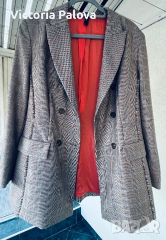 Луксозно MARC CAIN двуредно сако лимитирана колекция с декоративни шевове, снимка 14 - Сака - 52864556