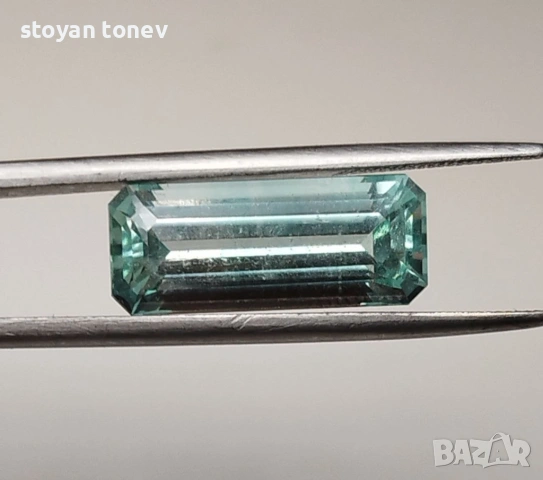  Зашеметяващ естествен изумруд 4,96 карата с жив блясък и голям размер! Сертификат!, снимка 10 - Други - 54168684