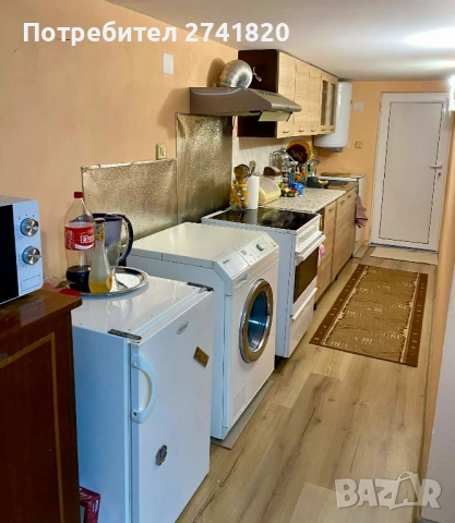 Продавам къща с двор в село Каравелово, снимка 9 - Къщи - 53683793