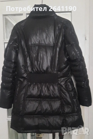 Черна пухенка, снимка 2 - Якета - 53463239