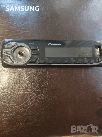 Панел за - Pioneer MVH160UI