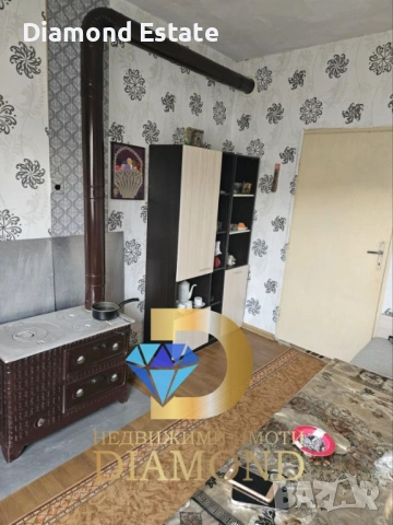 Едноетажна къща в село Езерово общ. Първомай, снимка 6 - Къщи - 48066196