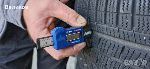 Зимни Гуми Hankook 235/45R18, снимка 4 - Гуми и джанти - 52156158