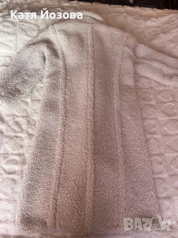 Палто UGG, снимка 4 - Палта, манта - 52798901