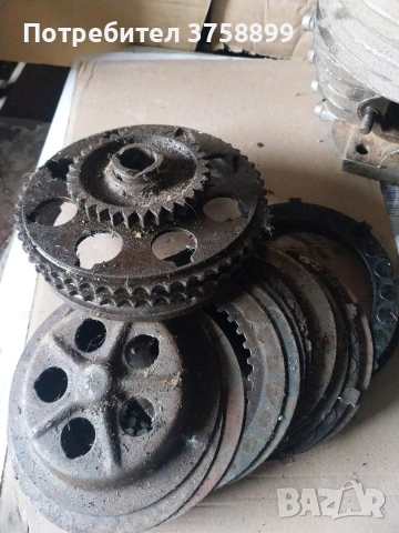 различни части останали от двигатели за иже възход и татран., снимка 9 - Части - 54069111