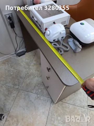 Бюро маса за маникюр, снимка 2 - Педикюр и маникюр - 49958884