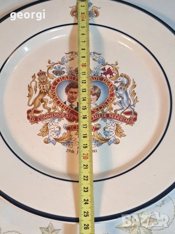 Колекционерска порцеланова чиния юбилейна по случай брака на принц Чарлз и Лейди Даяна Спенсър 34/1, снимка 7 - Колекции - 53573931