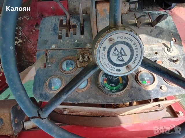 Трактор Massey Ferguson с обръщателен плуг, снимка 4 - Селскостопанска техника - 46264291