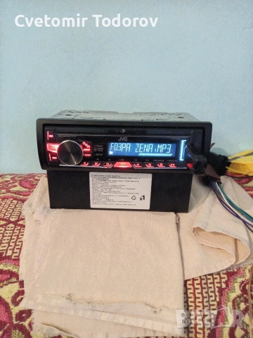 Авто радио JVC с USB, снимка 2 - Аксесоари и консумативи - 53686079
