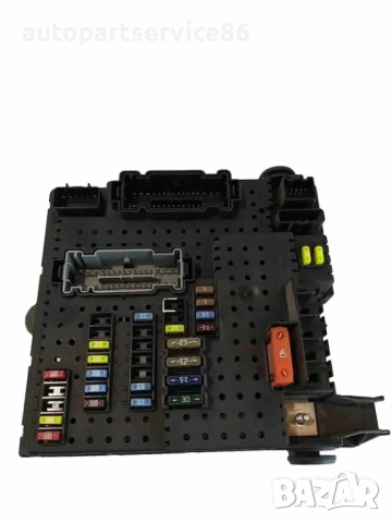 Кутия с предпазители BSI за Volvo S60 D5 2.4 (2007) 30728512, 30728273, 05W335