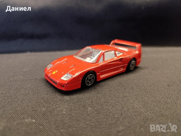 Количка Burago Ferrari f 40