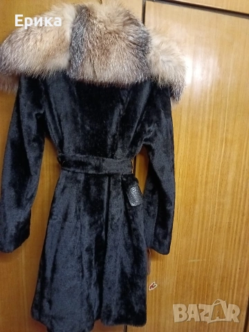 Палто алкантара с лисица естествен косъм , снимка 2 - Палта, манта - 53963086