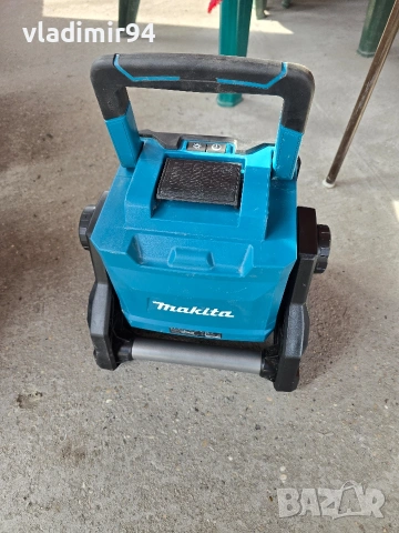 Makita ML003G Работна Лампа, снимка 4 - Други инструменти - 53694588