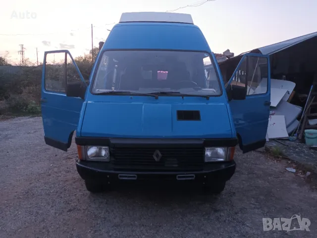 Кемпер Renault Trafic 4x4 , снимка 4 - Каравани и кемпери - 47110597