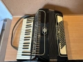 немски акордеон "CANTULIA"/96 басов/, снимка 1