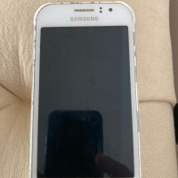 Samsung Galaxy J1 асе, снимка 1 - Samsung - 45035702