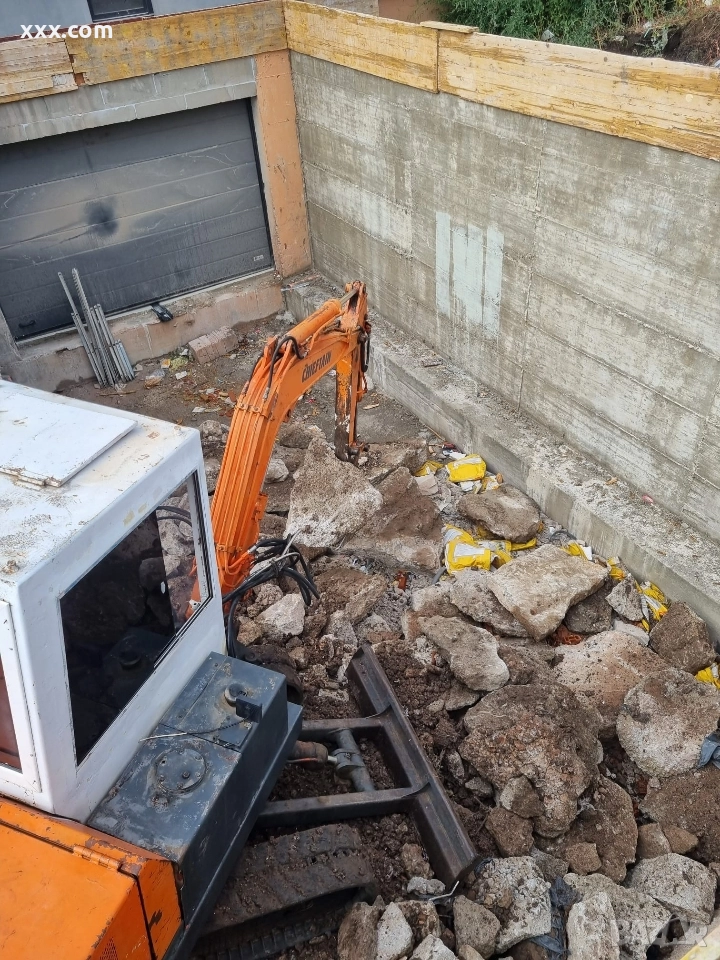 услуги с мини багер , снимка 1