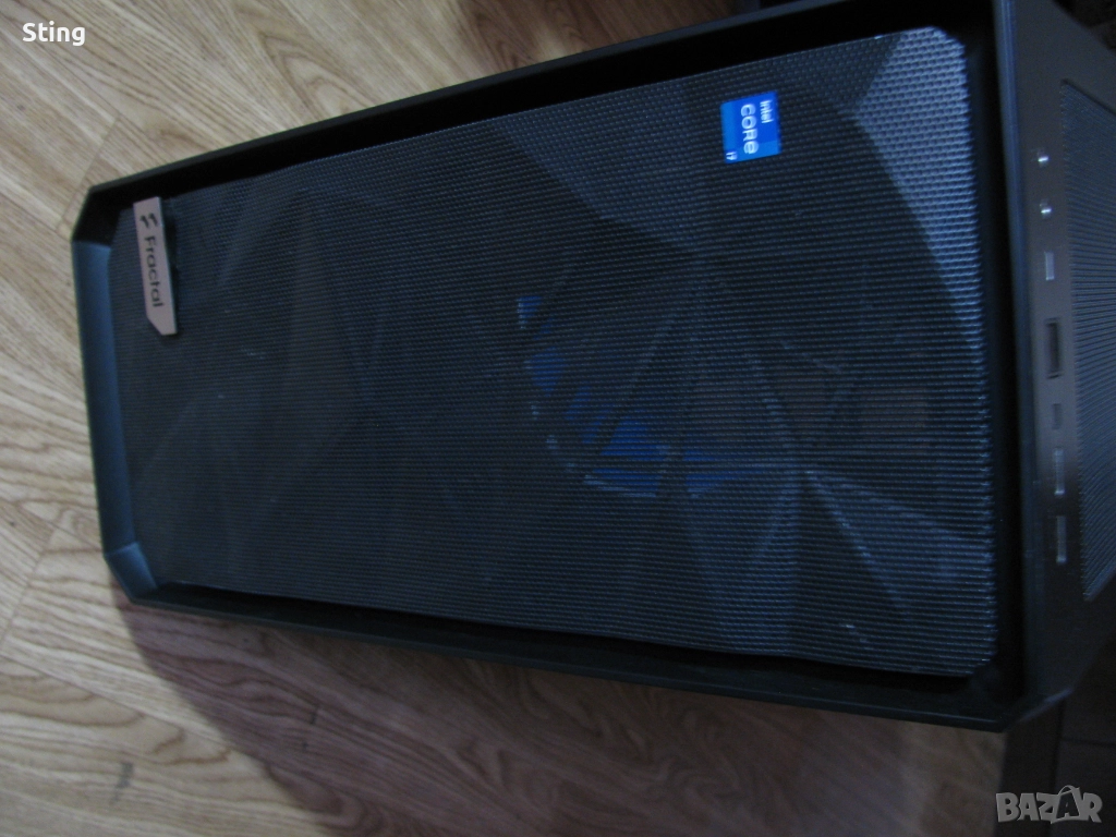 Кутия , Fractal  Design  ,  Отлична, снимка 1