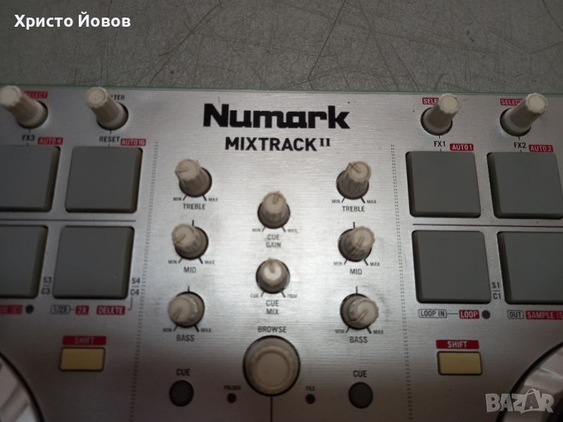 DJ Контролер Numark Mixtrack 2, снимка 1
