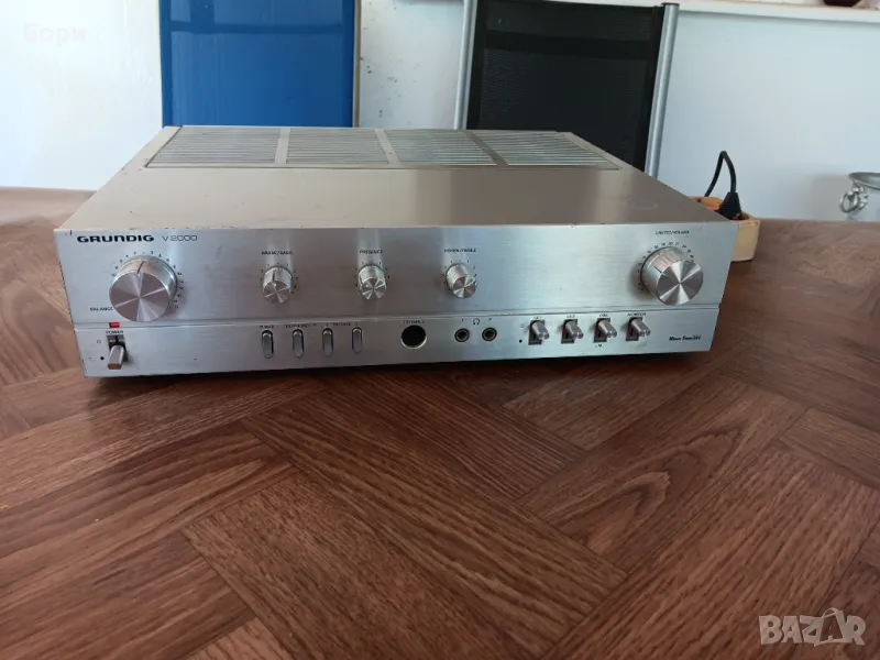 GRUNDIG V2000 Усилвател, снимка 1