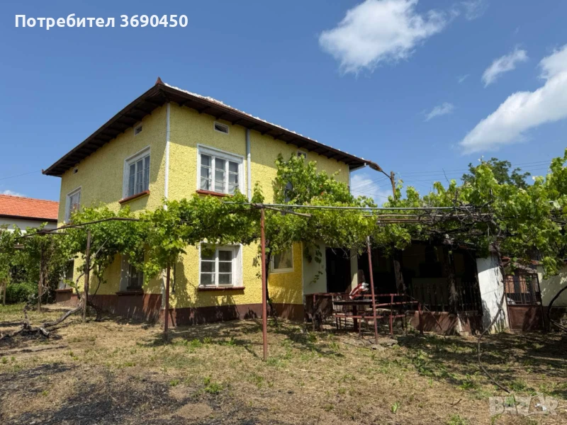 Къща в село Брестница, снимка 1