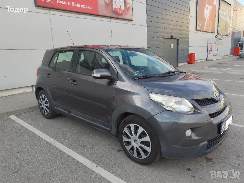 Toyota Urban Cruiser 1,3 VVT-I  напълно обслужена, каско, климатроник, 6 скорости, снимка 1