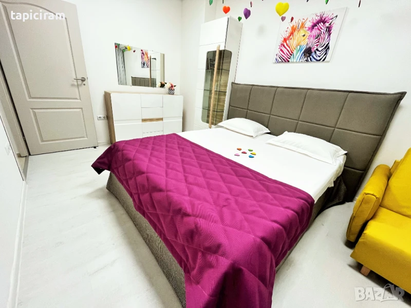 Романтичен апартамент в центъра на Варна за 4 човека, снимка 1