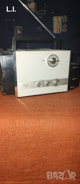 Руски портативен телевизор , снимка 1