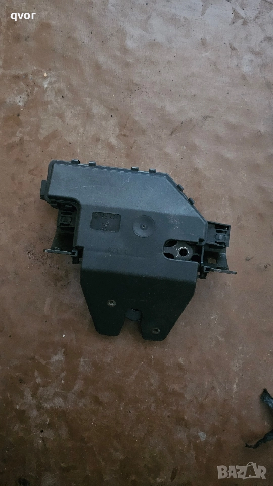 брава за багажник бмв е 46 седан , снимка 1