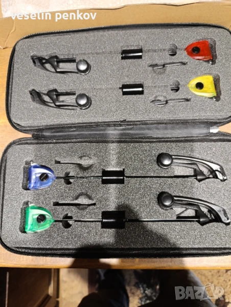 Обтегачи за сигнализатори 4 броя , снимка 1