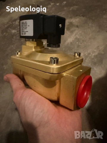 Магнет винтил ( ел. Клапан ), снимка 3 - Други машини и части - 53066546