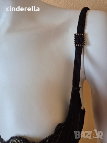 Черен Сатенен Сутиен 70C, С банел, Балконет черно със златно, снимка 5 - Бельо - 53921906