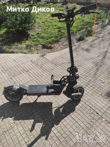 Продавам тротинетка KUGOO G2 pro, 1000 W на 2,5 години; на 1000 км, снимка 4 - Други спортове - 53866278