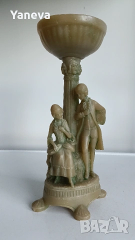 Барокова статуетка изобразяваща галантна сцена на влюбени до фонтан с монети. , снимка 6 - Статуетки - 53125800