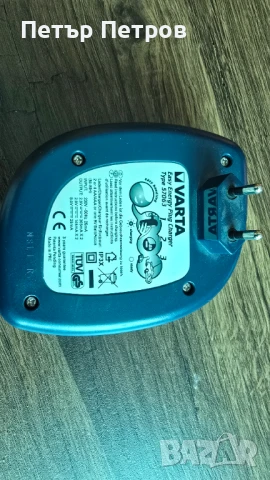 Зарядно за батерии Varta, снимка 3 - Друга електроника - 51122032