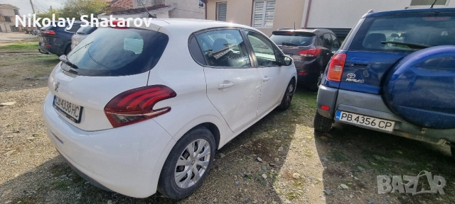 Peugeot 208, снимка 4 - Автомобили и джипове - 52349604