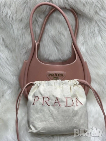 чанти prada, снимка 3 - Чанти - 51457813